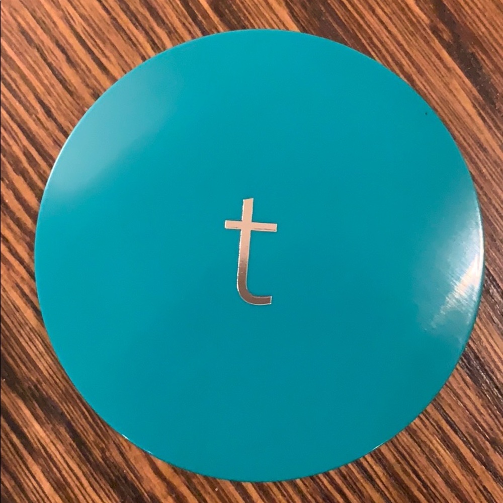 Thrive sunchaser blur + sculpt bronzing powder